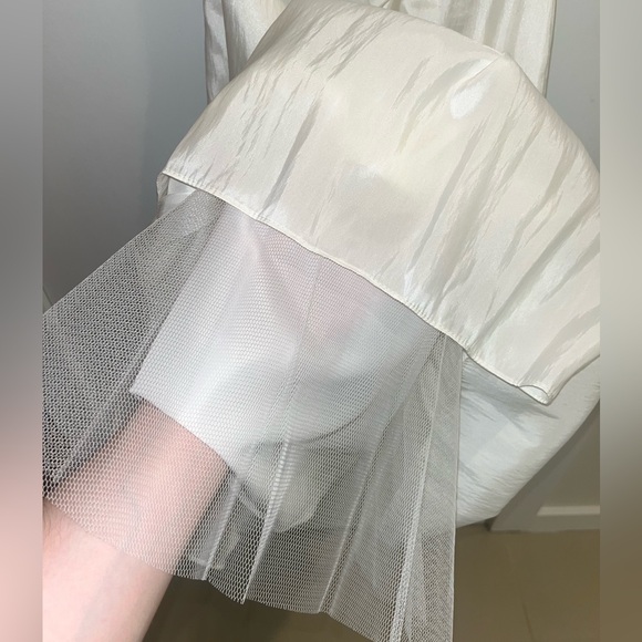 Alfred Angelo White Satin Crepe Dress - Picture 7 of 9